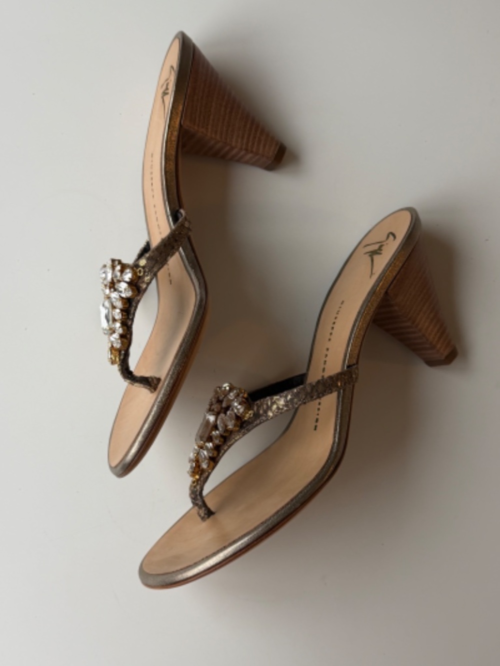 Giuseppe Zanotti vintage crystal embellished metallic gold thong sandals, IT 38 - Picture 3 of 13